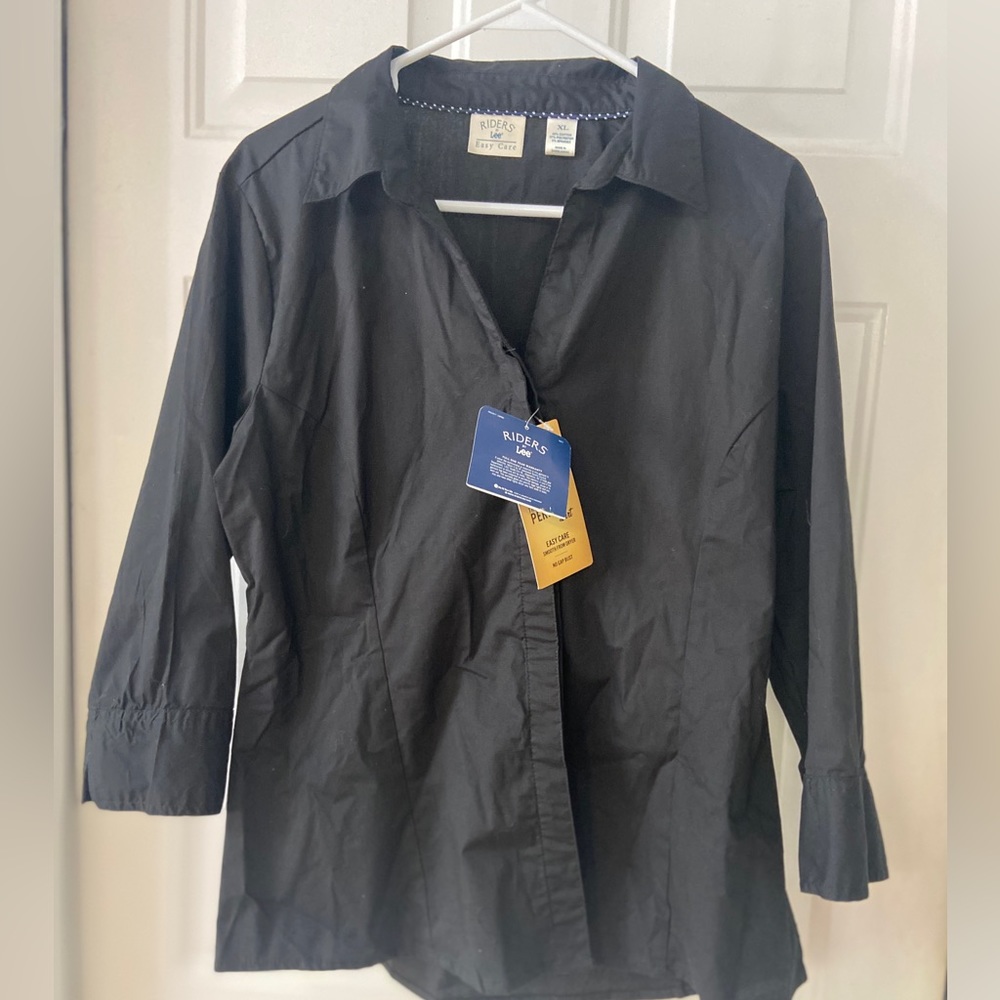 NWT Women's Black Button Shirt by Lee Rider, size XL